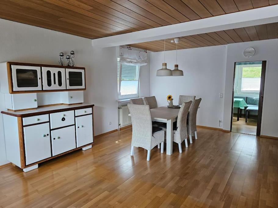 Grosse Ferienwohnung Am Waldrand Schonau  Exterior foto